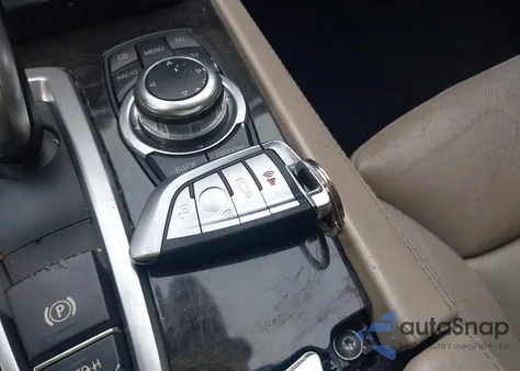 2012 BMW 750Li z USA, uszkodzony, nr VIN WBAKB8C56CDX20731